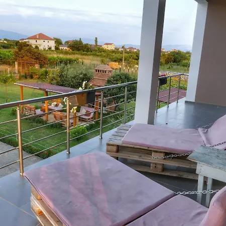 Ballkan Shkoder Bed & Breakfast