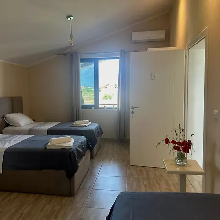 Ballkan Shkoder Alojamento de Acomodação e Pequeno-almoço *