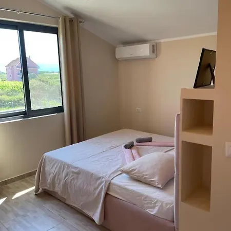 Ballkan Shkoder Alojamento de Acomodação e Pequeno-almoço Grilë