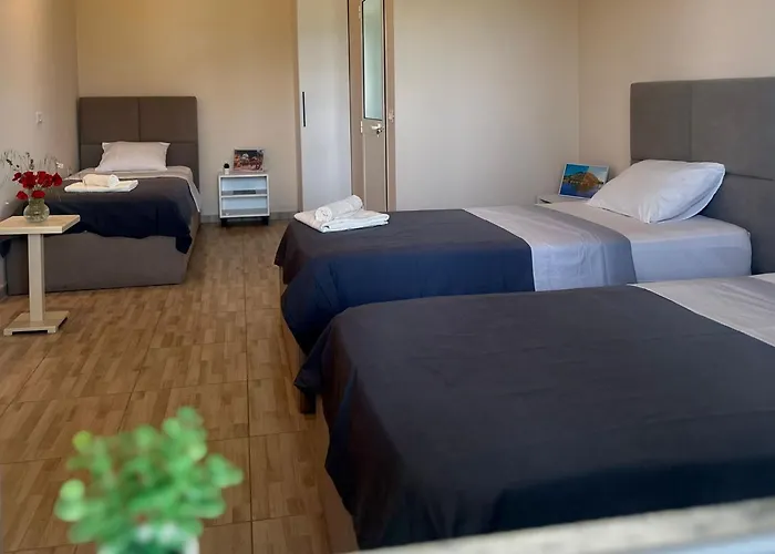 Ballkan Shkoder Bed and breakfast *